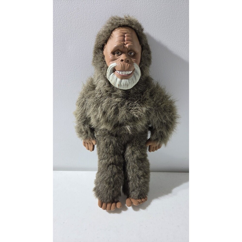 Harry And The Hendersons 18" Vintage Plush Vinyl Stuffed Doll 1990 Galoob